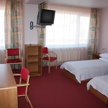 Hotel Madona