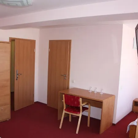 Szálloda Hotel Madona